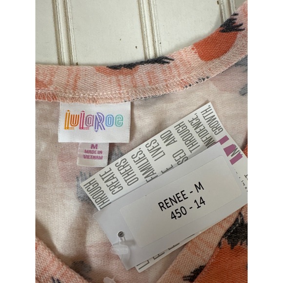 LuLaRoe Renee Top‎ Leopard Print V Neck Dolman Sleeve Size M - Picture 6 of 14